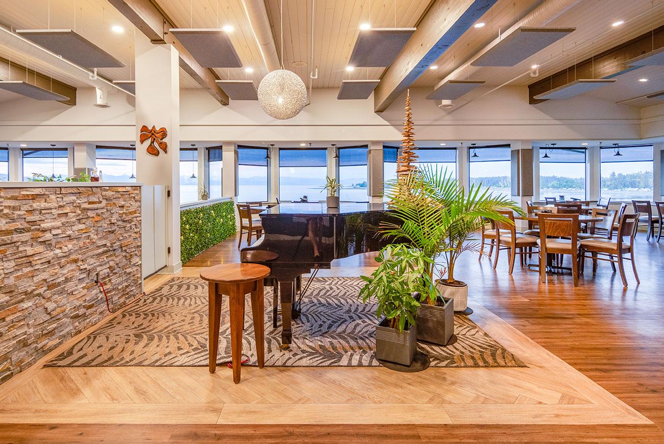 Bayside Oceanfront Resort Parksville Bagian luar foto